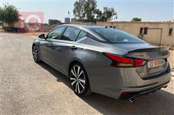 نيسان ألتيما